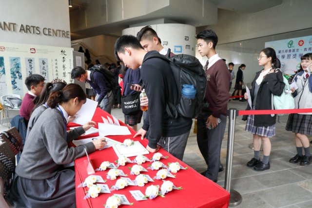 apl2009.jpg