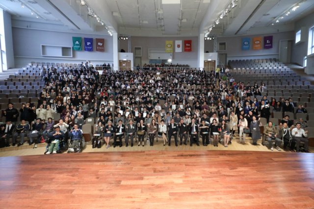 apl2395.jpg